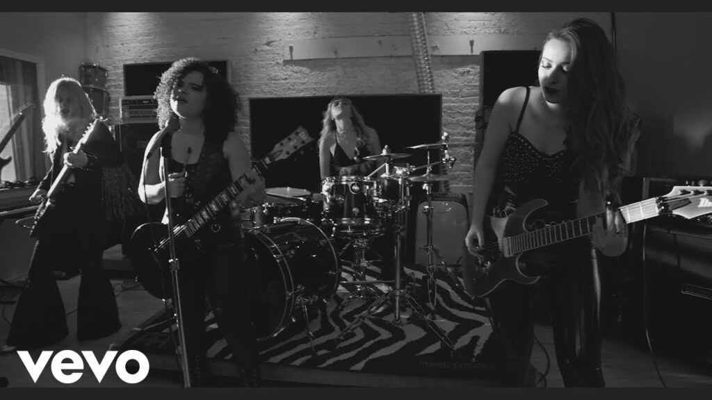 Plush – Better off Alone