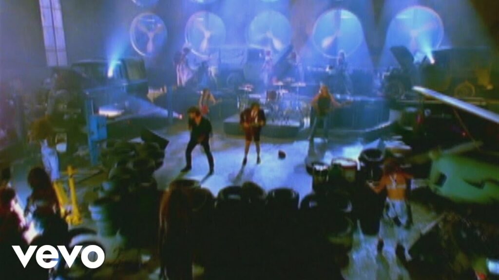 AC/DC – Cover You In Oil