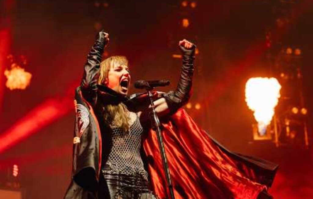 Halestorm – Perry Mason