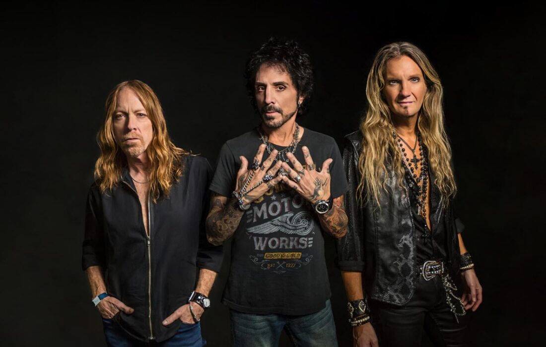 Revolution Saints