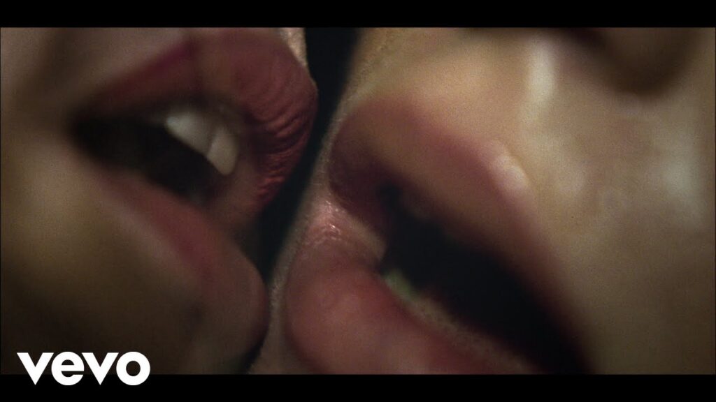 The All-American Rejects – Sweat (Official Music Video)